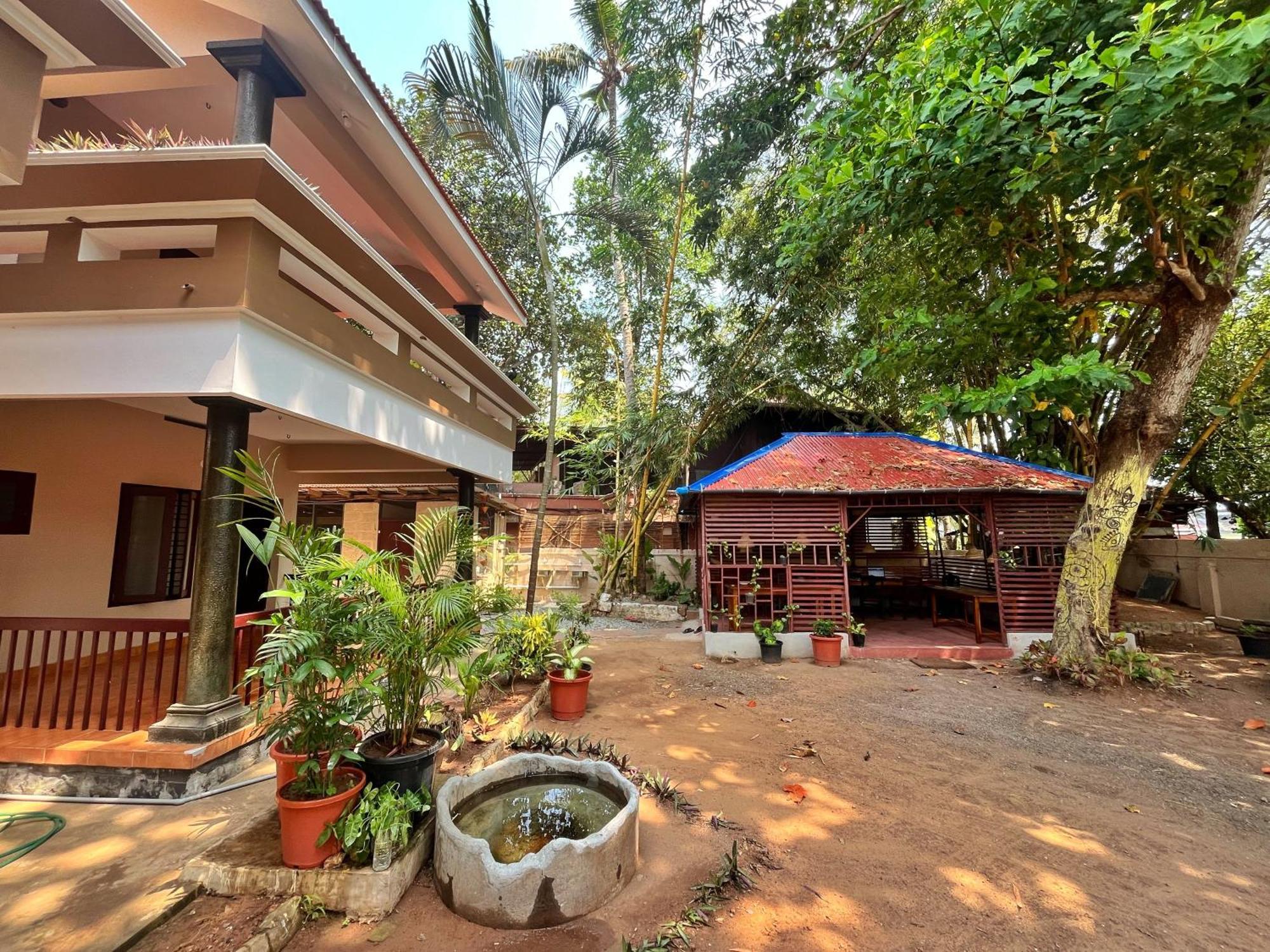 Bava Beach Resort & Retreat Center Varkala Exterior photo